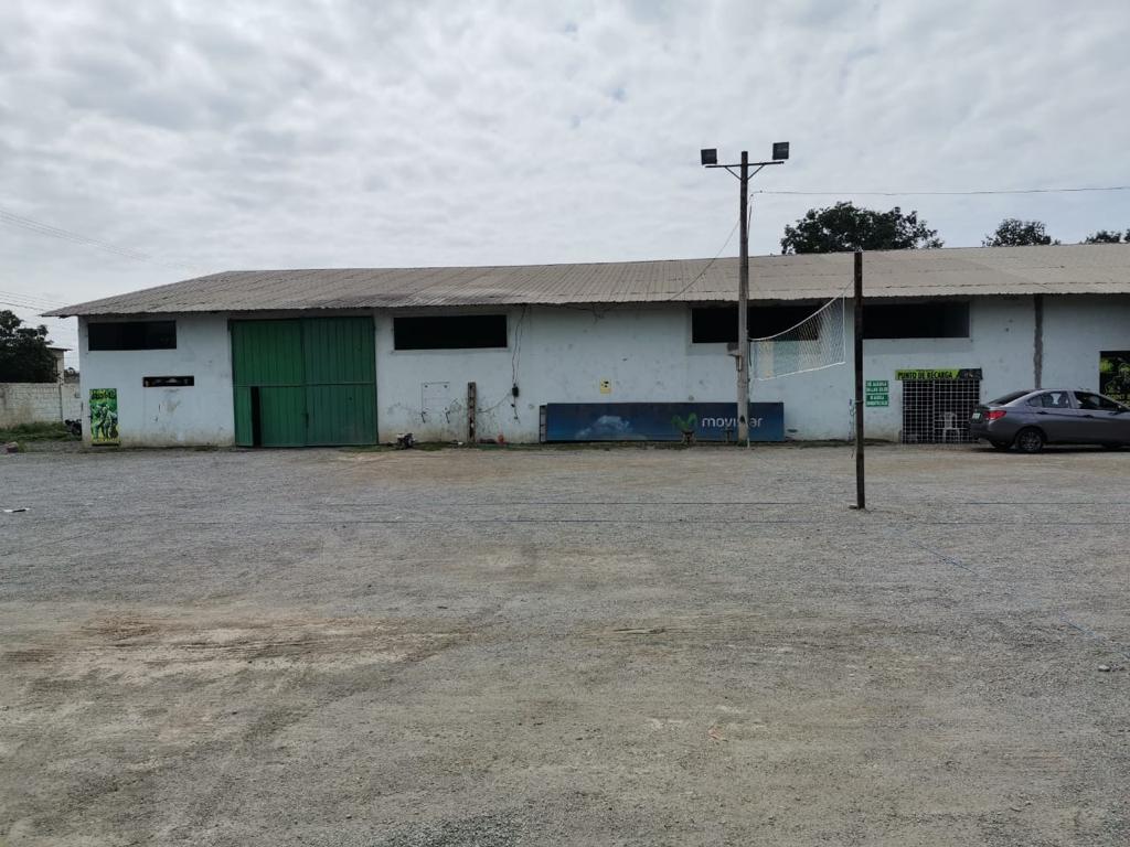 Miniatura de Galpón con parqueo en renta en Machala