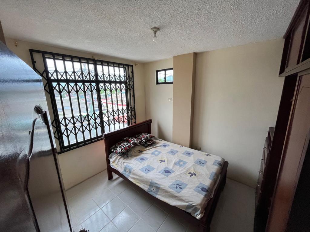 Miniatura de Departamento en venta dentro de condominio, Machala