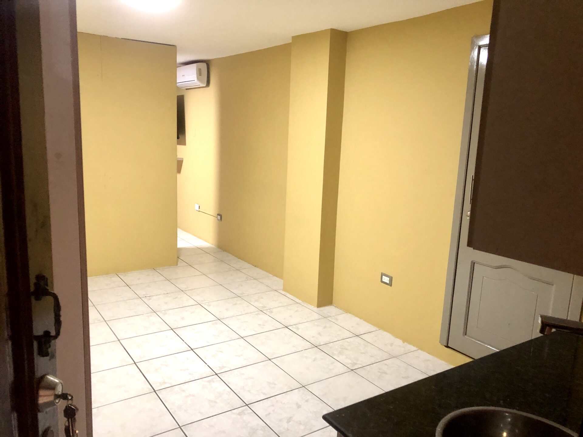 Miniatura de Oficinas en arriendo cerca al centro de Machala