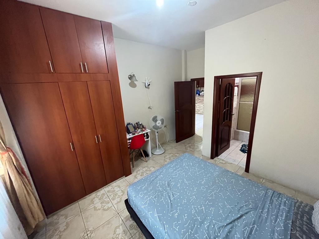 Miniatura de Casa Rentera en Machala sector Urdesa a la venta