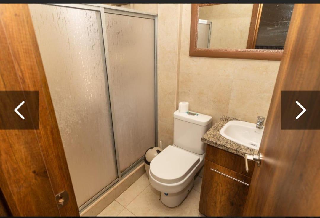 Miniatura de En venta casa en Cuenca, dentro de urbanización
