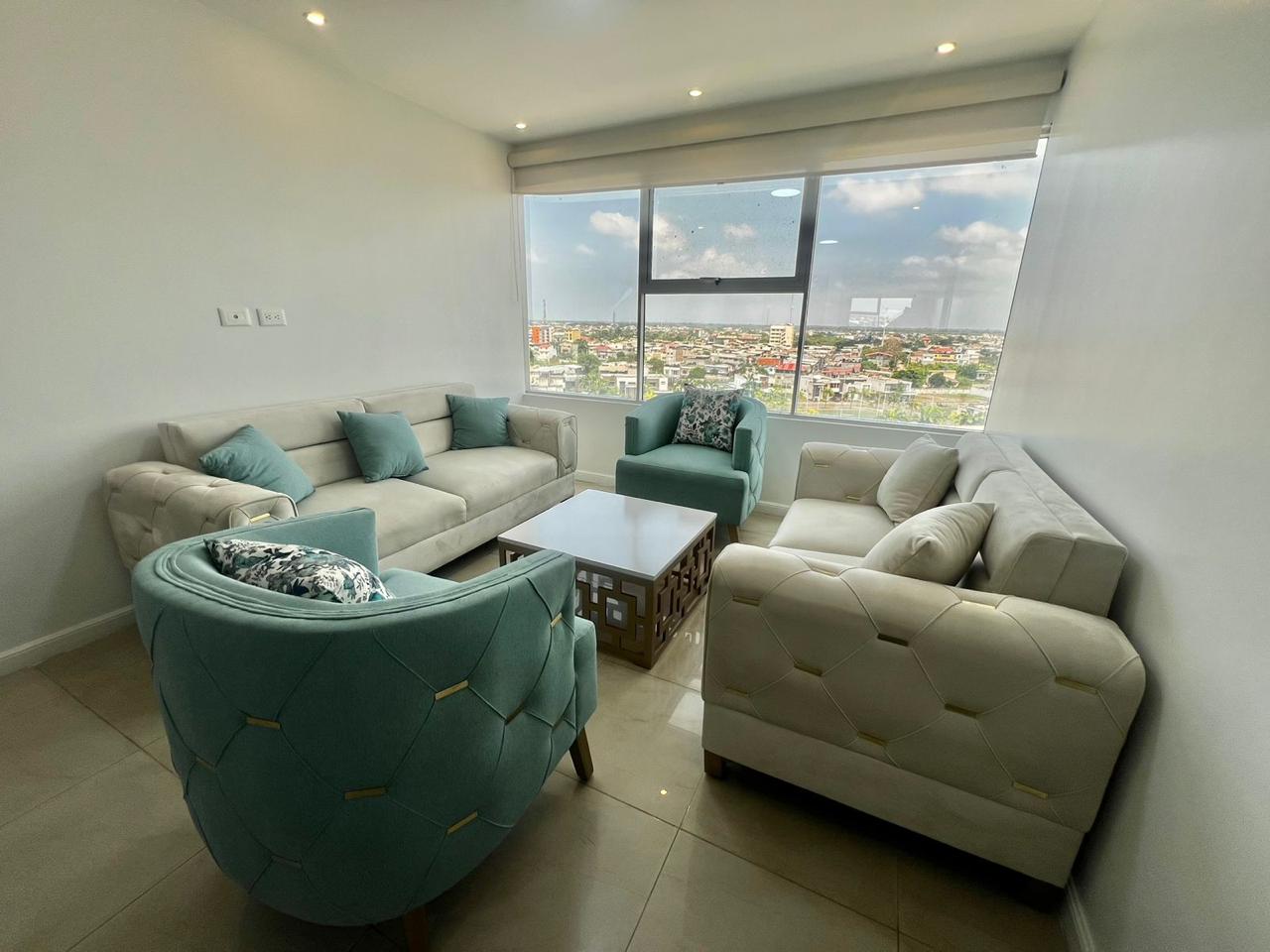 Se alquila departamento amoblado dentro de Urbanización