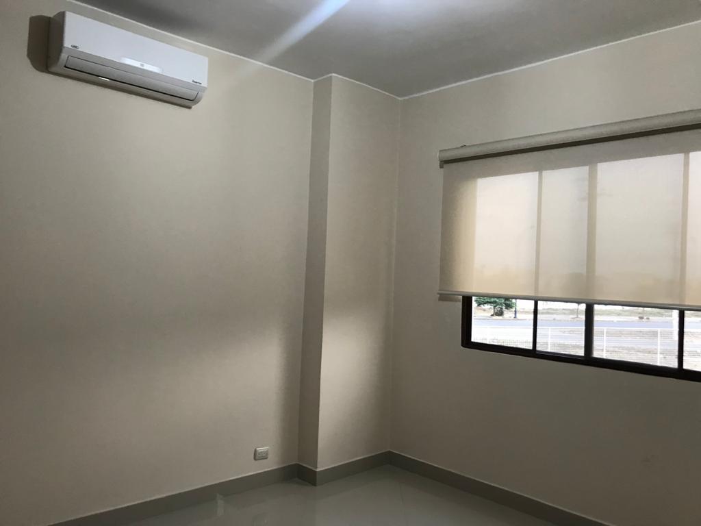 Miniatura de Departamento en renta dentro de urbanización