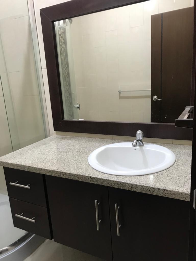 Miniatura de Departamento en renta dentro de urbanización