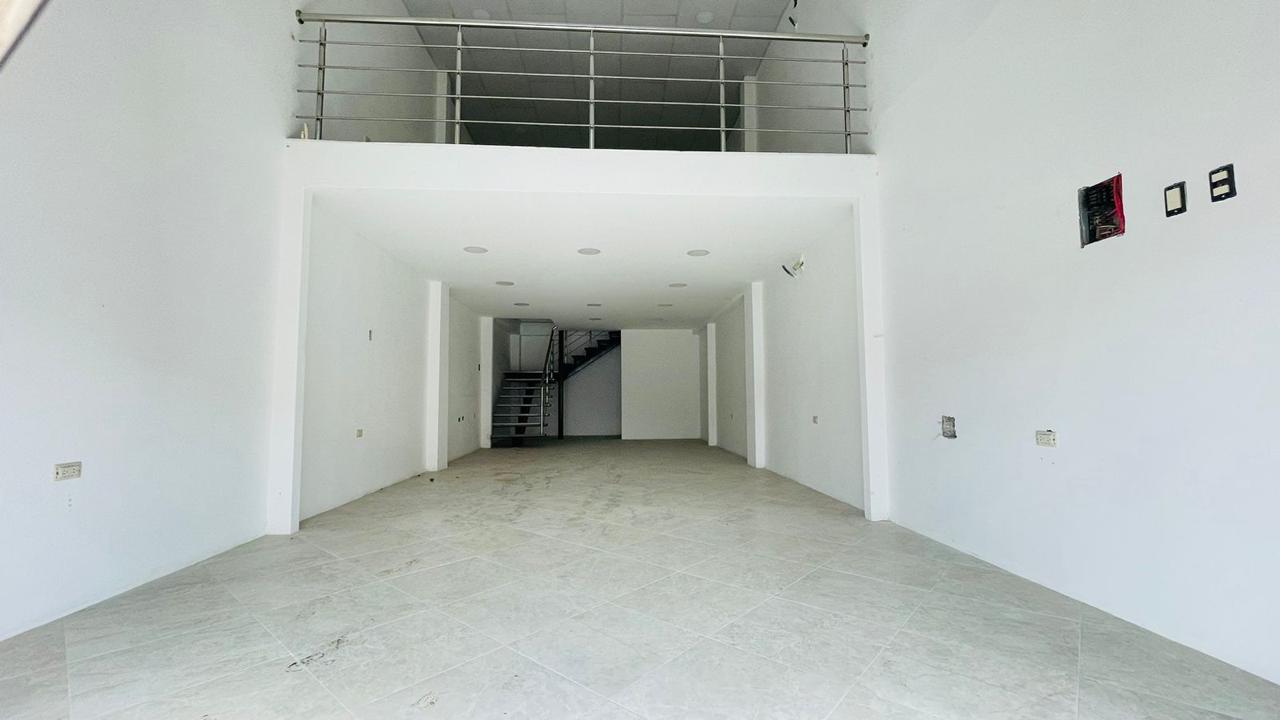 Se alquila local comercial cerca al centro de Machala