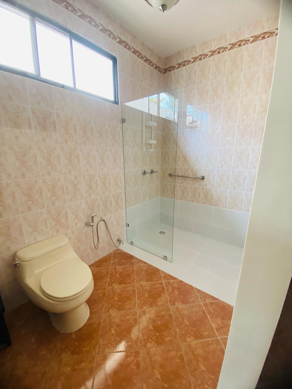 Miniatura de Arriendo de suite amoblada en el Unioro Machala