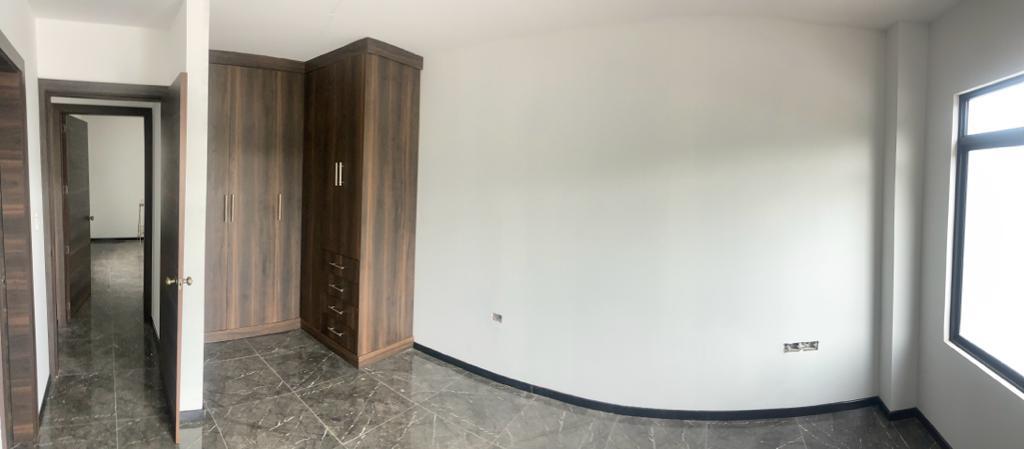 Miniatura de Casa nueva esquinera dentro de Urbanización en Pasaje