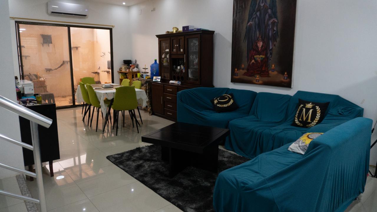 Miniatura de Se vende casa dentro de urbanizacion en Santa Rosa El Oro