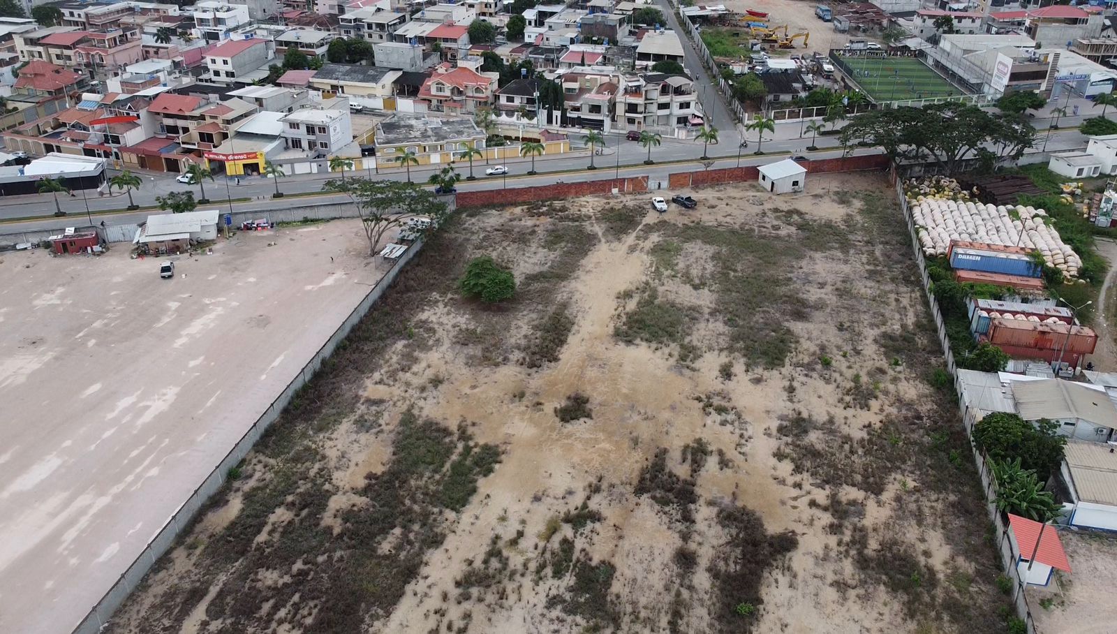 Miniatura de Terreno en venta en Machala, sector Unioro