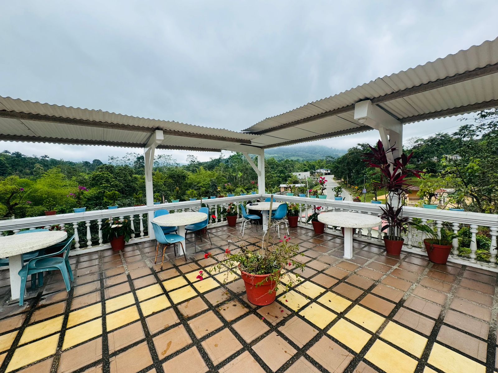 Miniatura de Hermosa finca en venta en Torata, Santa Rosa