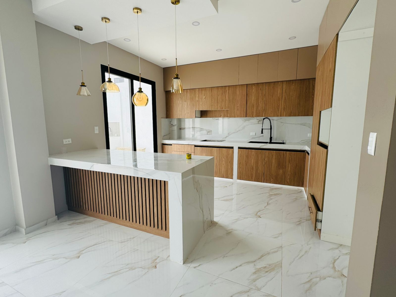 Miniatura de Casa en venta ubicada en urbanización privada