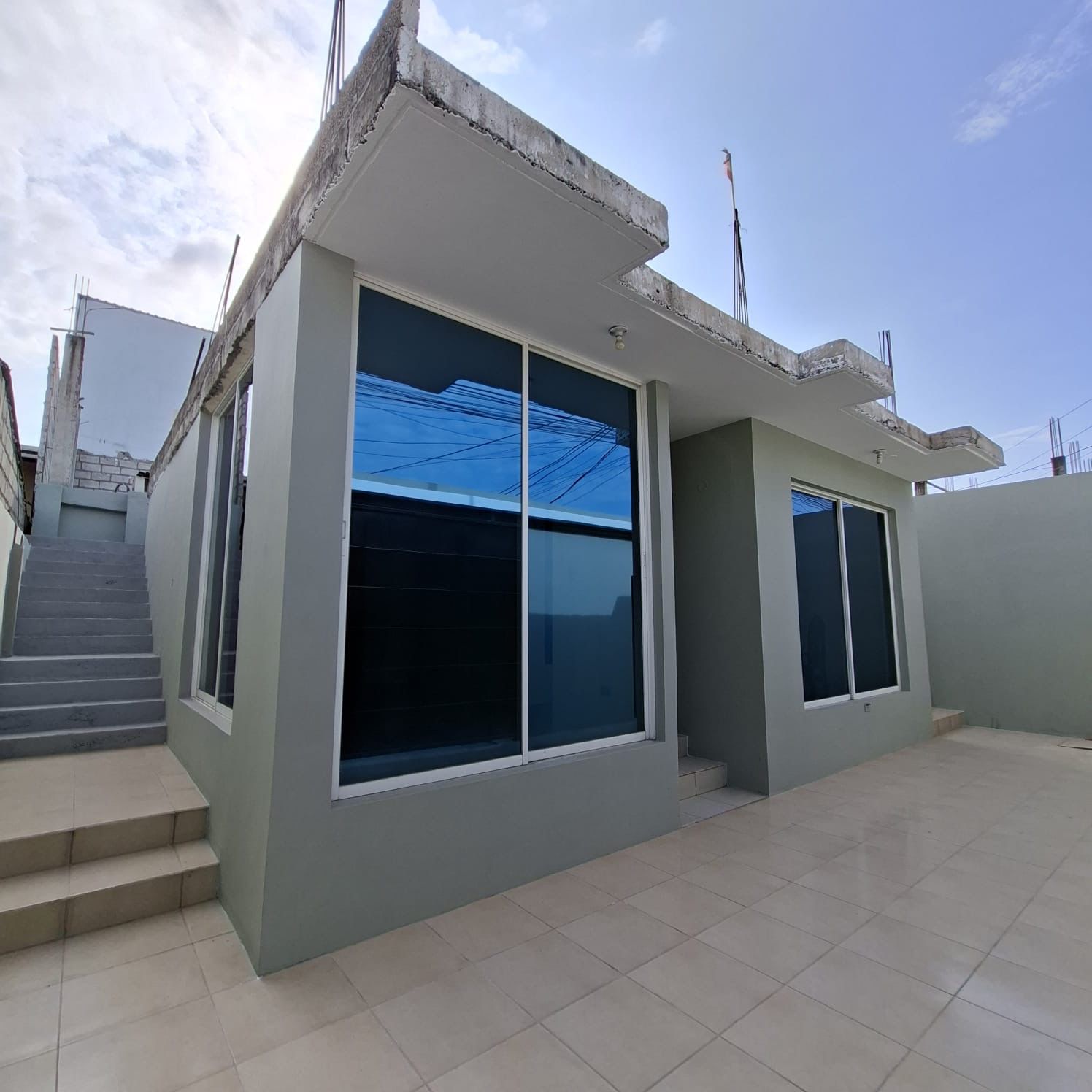 Casa en venta con proyección para segunda planta, Machala